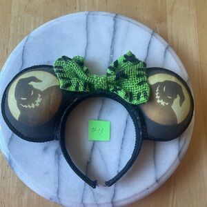 Disney Green and Black Halloween Headband with Bubbles and Bow